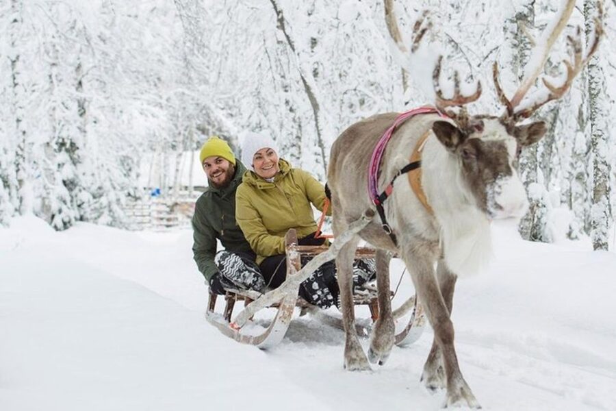 Levi: Lapland Reindeer Safari - Winter clothing and comfort