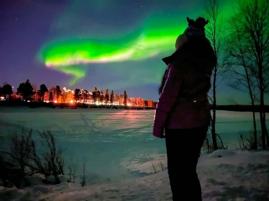 Northern lights private tour Rovaniemi - Leaving Rovaniemi behind for darker skies