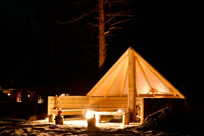 Northern Lights Tour in Atmospheric Cottage - A forest evening beyond central Rovaniemi