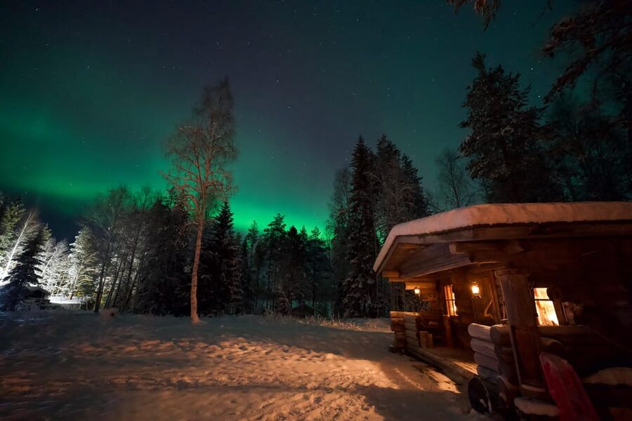 Northern Lights Tour in Atmospheric Cottage - Who should choose this cottage tour?