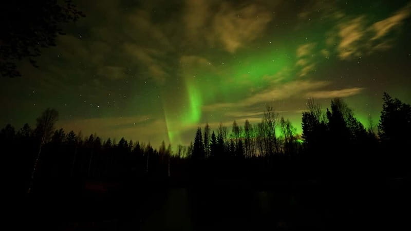 Oulu: Starguaranteed Northern Lights Mobile Chase - How strong are the sighting odds?