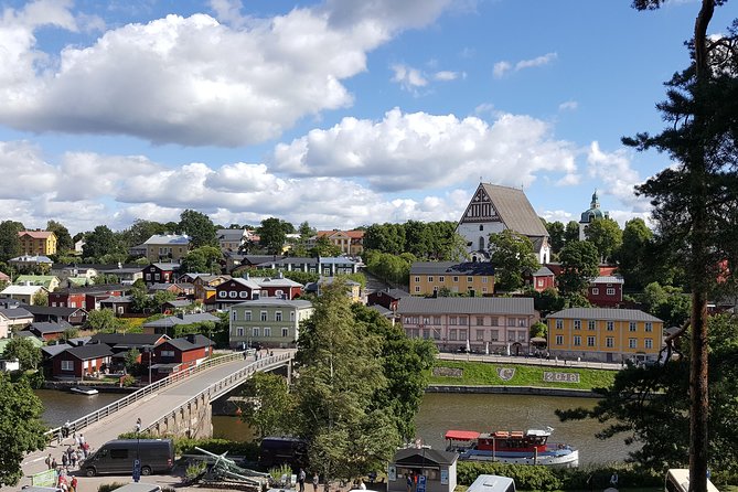 Porvoo tour from Helsinki or Vantaa - Walking through the old town