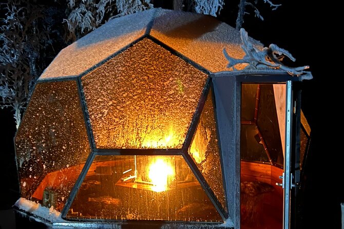 PRIVATE Glass Igloo Dinner Under Northern Lights - What happens inside the glass igloo