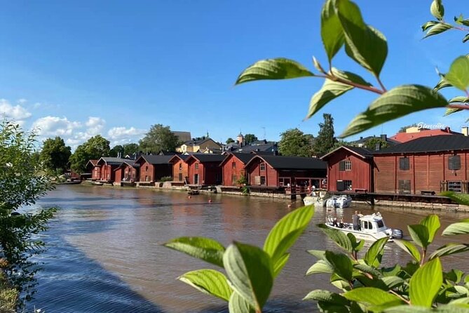 Private Helsinki Tour Highlights & Visit Porvoo City 1346 - Senate Square and Helsinki’s historic center