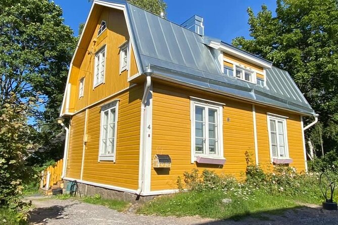 Private Helsinki Tour Highlights & Visit Porvoo City 1346 - Oodi shows Finland’s everyday design sense