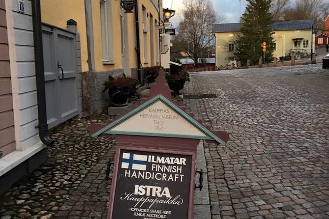 Private Helsinki Tour Highlights & Visit Porvoo City 1346 - Esplanadi Park and the central market area