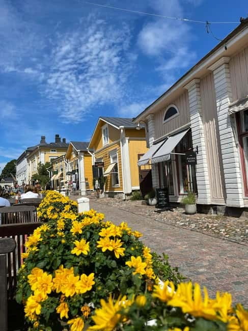 Private Medieval Porvoo by Car from Helsinki - Peter and Tatiana’s guiding style