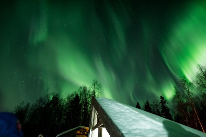 Private Northern Lights Hunting Expedition - Photography help, with one important limit