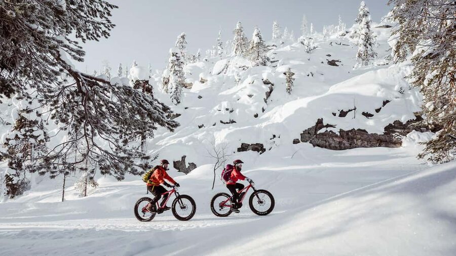Pyhätunturi: Electric Fatbike Tour in Finnish Lapland - Starting beside the Naava Visitor Centre