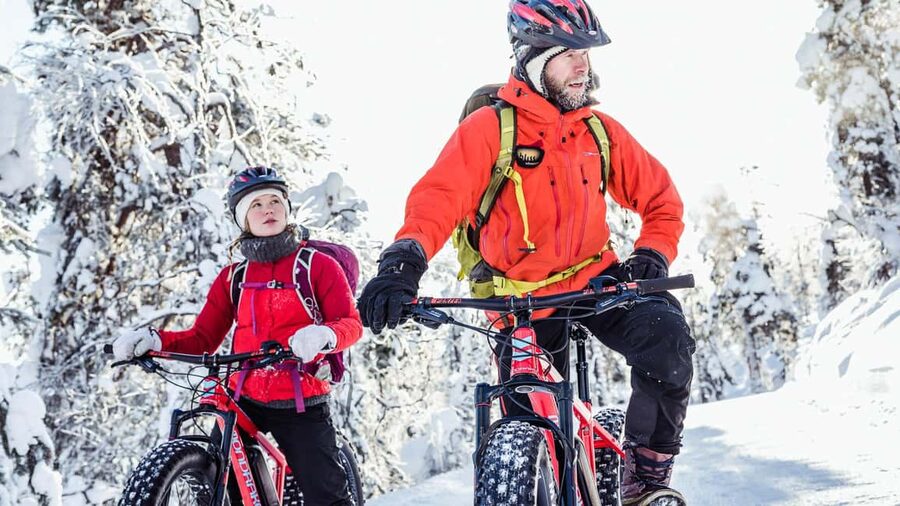 Pyhätunturi: Electric Fatbike Tour in Finnish Lapland - Following snowy trails through Pyhä-Luosto National Park