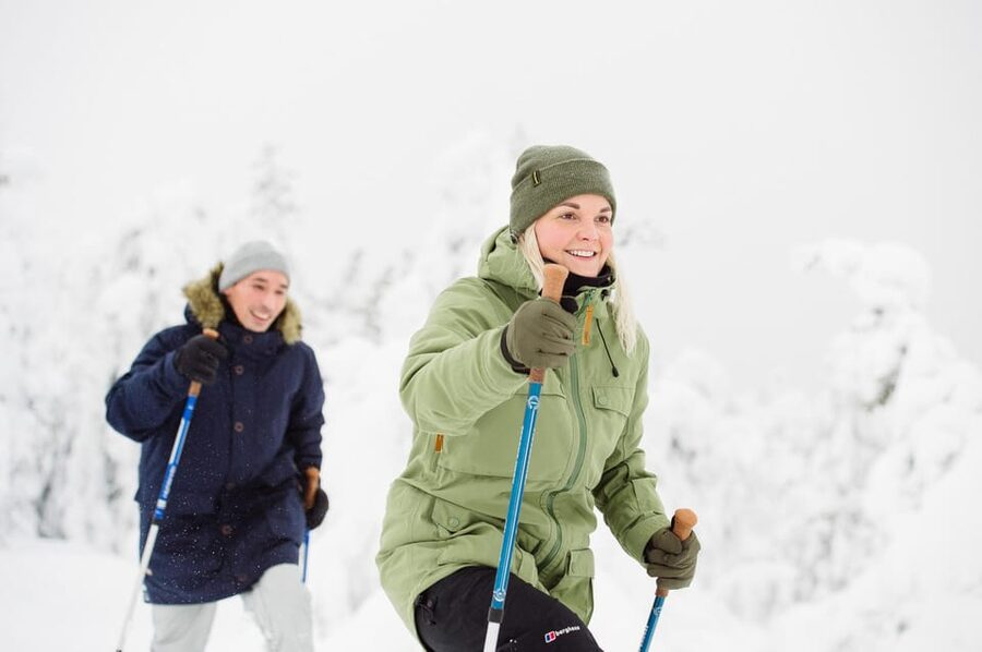 Pyhätunturi: Scenic Snowshoeing Tour in Finnish Lapland - Starting beside the Naava Visitor Centre