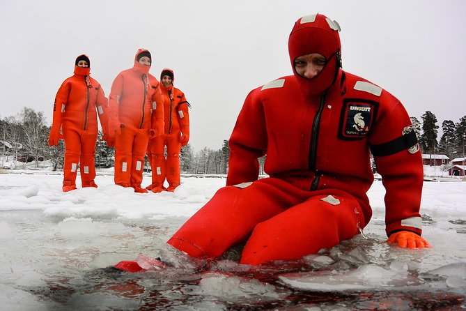 Redrib survival suit experience - Learning about cold water and sea rescue
