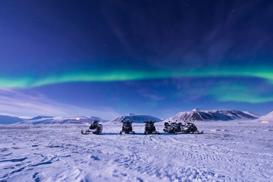 Rovaniemi: Aurora Borealis Snowmobile Safari with Campfire - What the four-hour Arctic night looks like