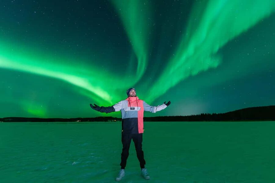 Rovaniemi: Aurora Hunt with Money-Back Guarantee and Photo - Why this aurora hunt is different