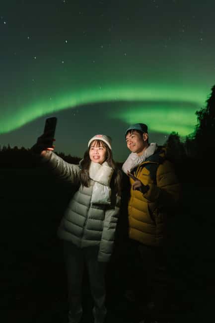 Rovaniemi: Aurora Hunt with Money-Back Guarantee and Photo - Guide quality and the small-group advantage