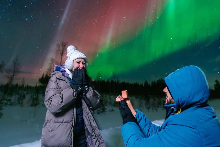 Rovaniemi: Aurora Hunt with Money-Back Guarantee and Photo - Hunting for clear sky in Finnish and Swedish Lapland