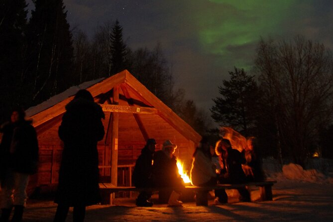 Rovaniemi Aurora Hunting Tour - Sausages, marshmallows, and a Lappish fire
