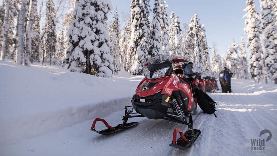 Rovaniemi: Easy Snowmobile Safari - Meeting the guide near Santa Claus Village
