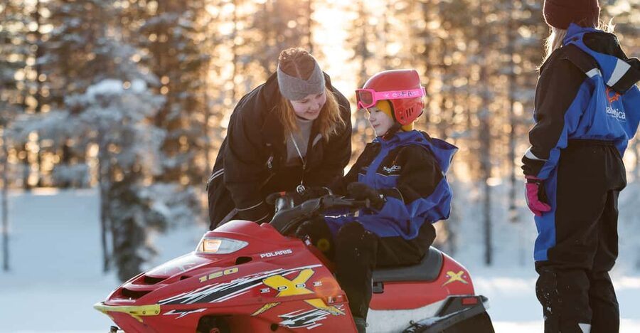 Rovaniemi: Family Snowmobile Trip with Guide and Picnic - Key points to know before you book