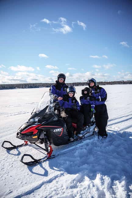 Rovaniemi: Family Snowmobiling Trip - From pickup in Rovaniemi to Apukka Resort