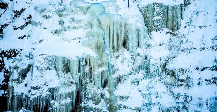 Rovaniemi: Frozen Waterfalls of Korouoma Canyon & Pro Photos - Three frozen waterfalls and the canyon viewpoint