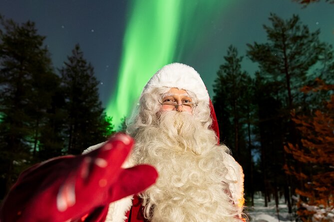 Rovaniemi: Genuine Aurora Hunting with Unlimited Pro Photos - The pickup from Rovaniemi