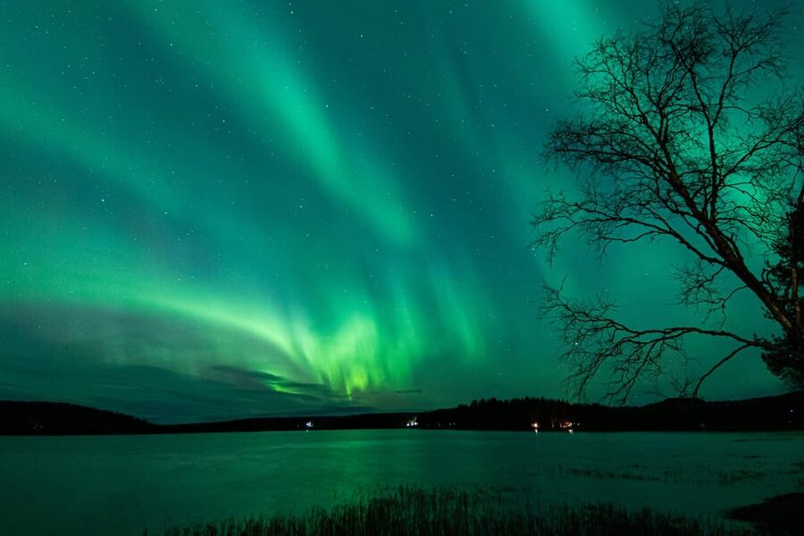 Rovaniemi: Guaranteed Aurora Hunting Tour with Local Guide - Meeting Velu in Rovaniemi