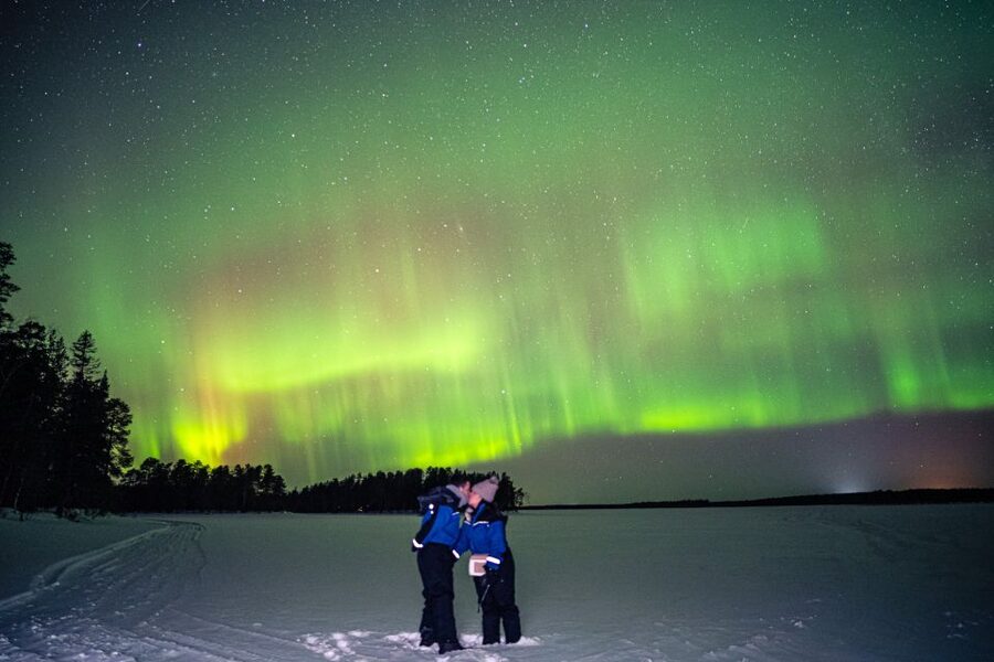 Rovaniemi: Guaranteed Ultimate Aurora Hunt with Photographer - What happens if the sky stays cloudy