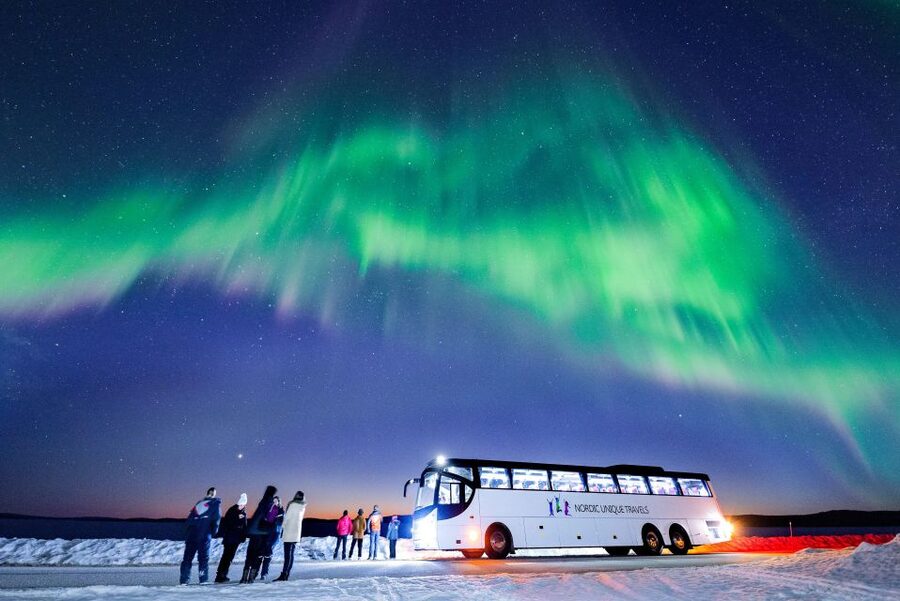 Rovaniemi: Hunting Northern Lights Bus Tour - The first ride into Lapland