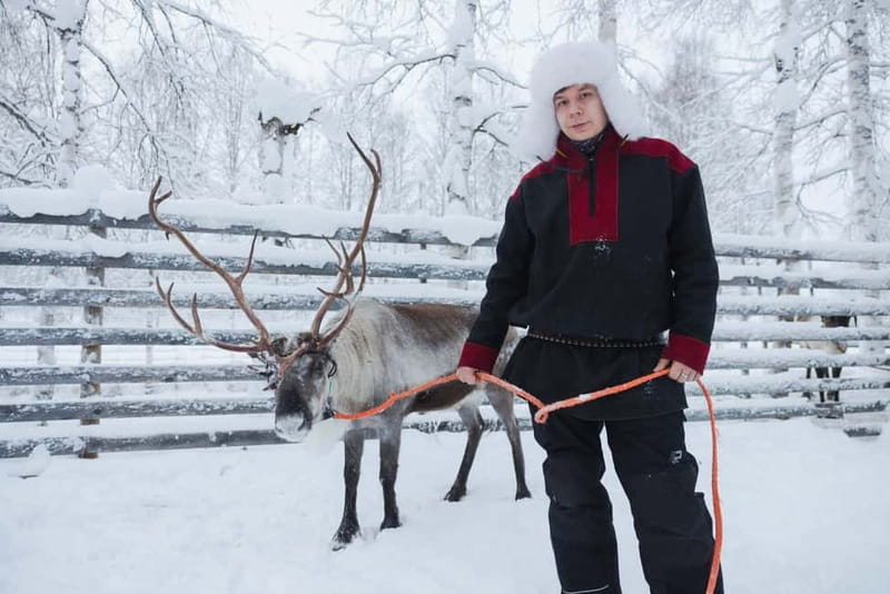 Rovaniemi: Husky & Reindeer Experience with Snowmobile Ride - Getting ready for the one-hour snowmobile ride