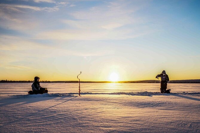 Rovaniemi: Ice Fishing from Private Lakefront Property & BBQ - Practical booking advice