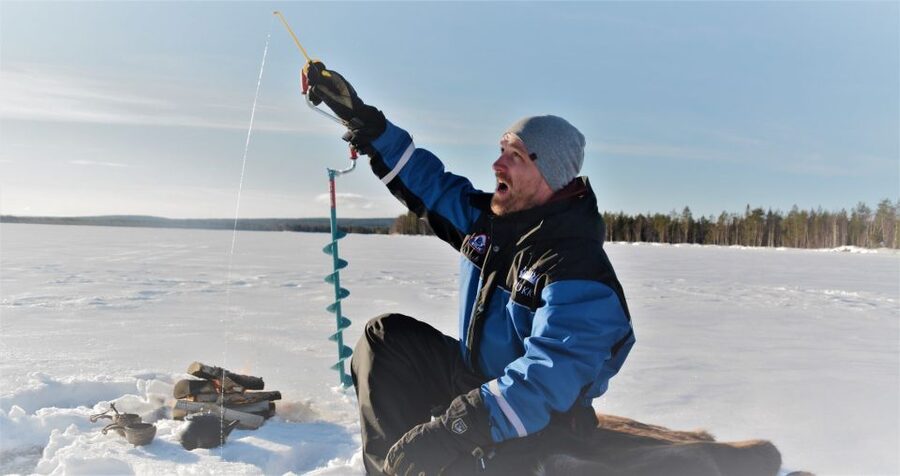 Rovaniemi: Ice-Fishing like a Finn - Getting dressed for a frozen lake