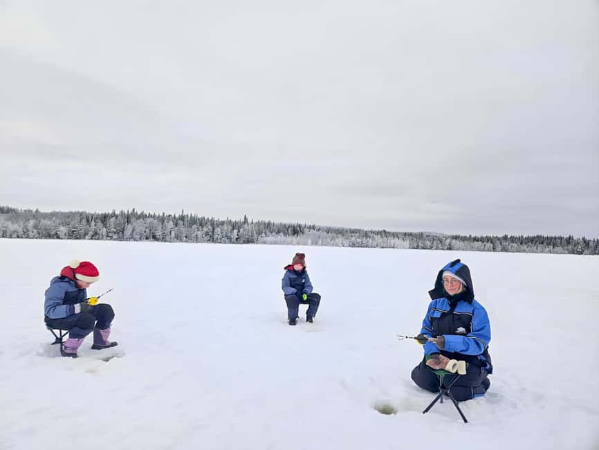 Rovaniemi: Ice Fishing Small Group Tour & Barbeque - Reaching the frozen lake from Rovaniemi