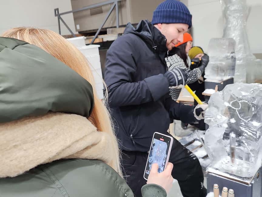 Rovaniemi: Ice sculpting experience - Who should choose this activity?