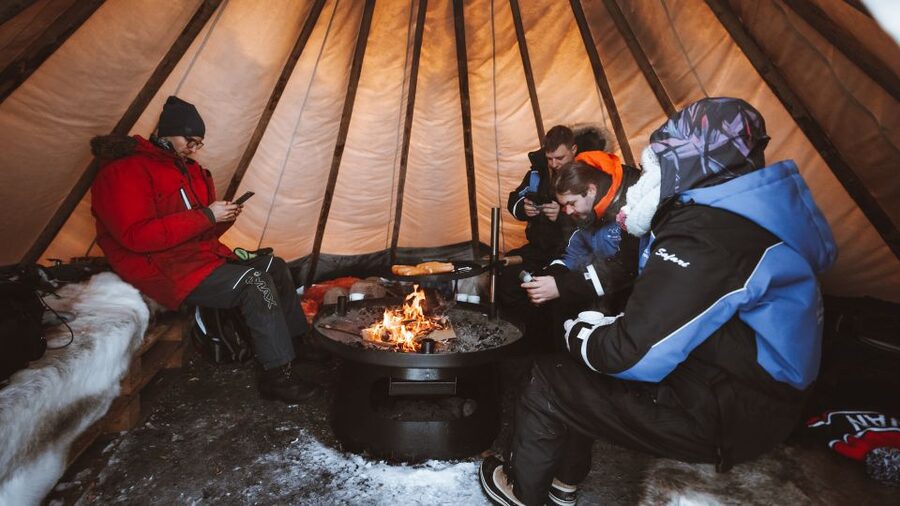 Rovaniemi: Lapland Ski Trekking Safari - Learning to Use Back-Country Skis