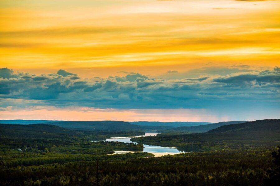 Rovaniemi: Midnight Sun Photography Tour - Why the midnight sun is worth planning around