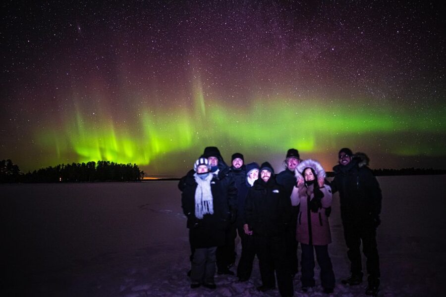 Rovaniemi: Night Sky lappish Barbecue - Why the small group changes the experience