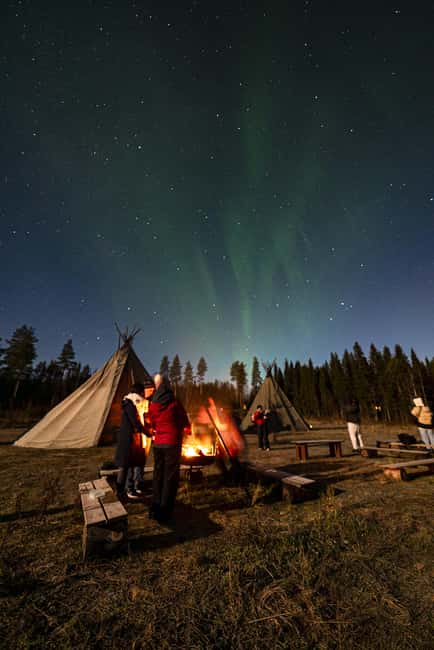 Rovaniemi: Northern Lights Photography Tour & BBQ - Chasing darkness beyond Rovaniemi