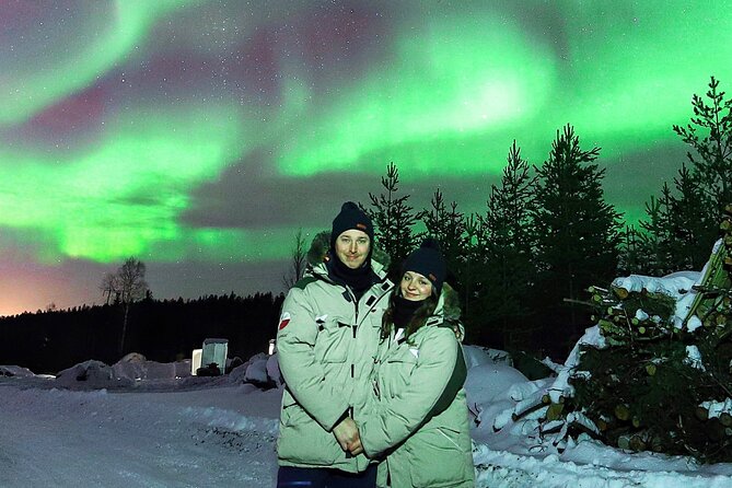Rovaniemi: Northern Lights Pro Guaranteed - Unlimited Distance - What the guides add to the night