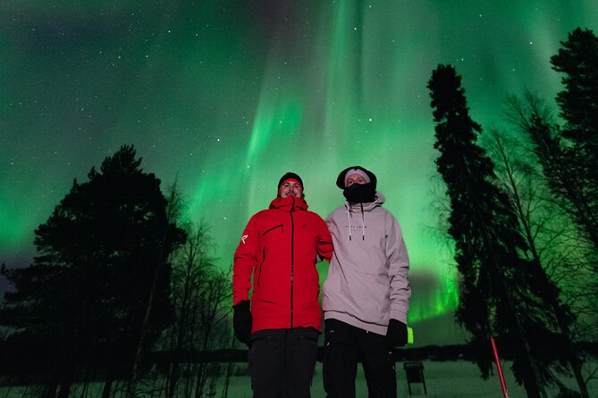 Rovaniemi: Northern Lights Pro Guaranteed - Unlimited (PRIVATE) - Photography that can reveal more than your eyes