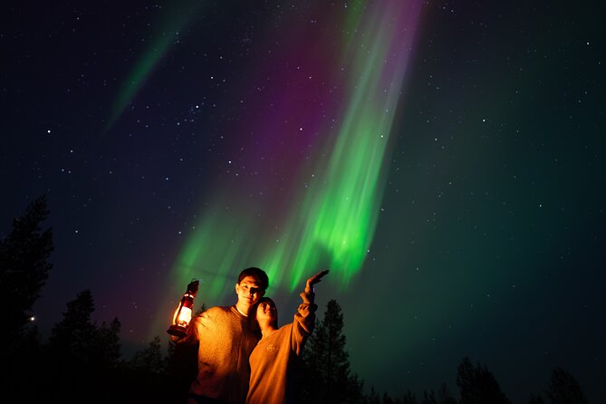 Rovaniemi: Northern Lights Small Group Money-Back Guarantee - Guides who keep the mood upbeat