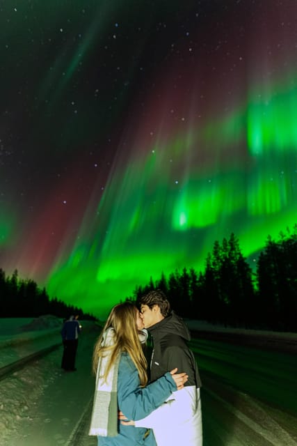 Rovaniemi: Northern Lights Tour with Guarantee - A departure time chosen for the sky