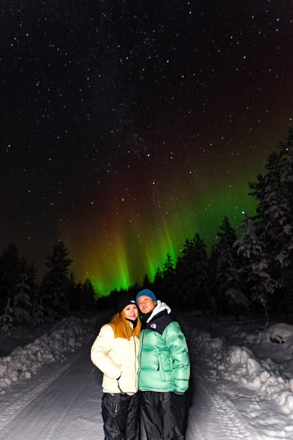 Rovaniemi: Northern Lights Tour with Guarantee - What happens at the viewing stops