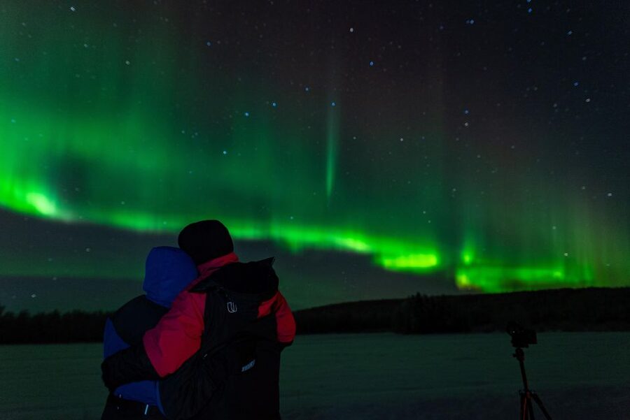 Rovaniemi: Northern Lights Tour with Guarantee - Who will enjoy this six-hour outing