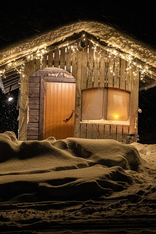 Rovaniemi: Private Sauna and Ice Swimming Tour with Snacks - Practical details that affect your comfort