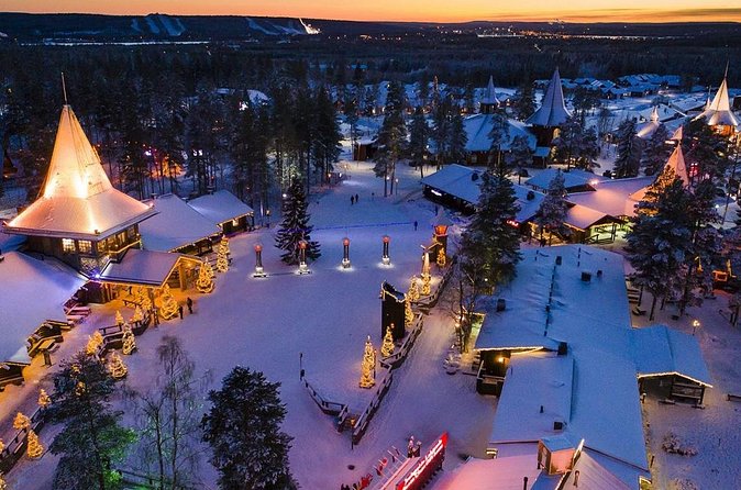 Rovaniemi Private Transfer from Rovaniemi city centre to Rovaniemi airport - Premium sedan or six-seat van
