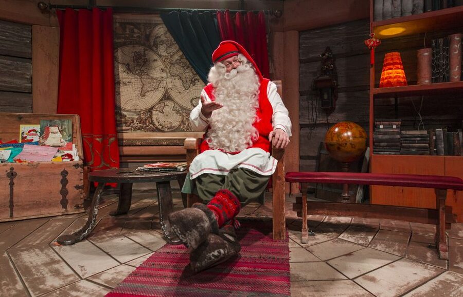 Rovaniemi: Santa’s Village & Snowmobiling to Reindeer Farm - Who will enjoy this most?