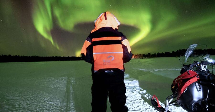 Rovaniemi: Search for Northern Lights Snowmobiling Trip - Riding into Lapland after dark