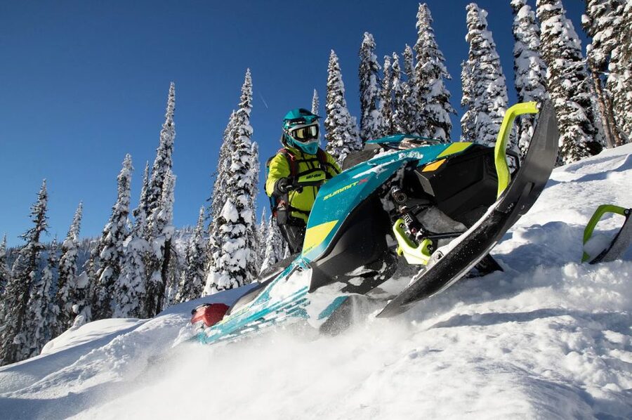 Rovaniemi: Snowmobile Safari Adventure - Getting ready in central Rovaniemi