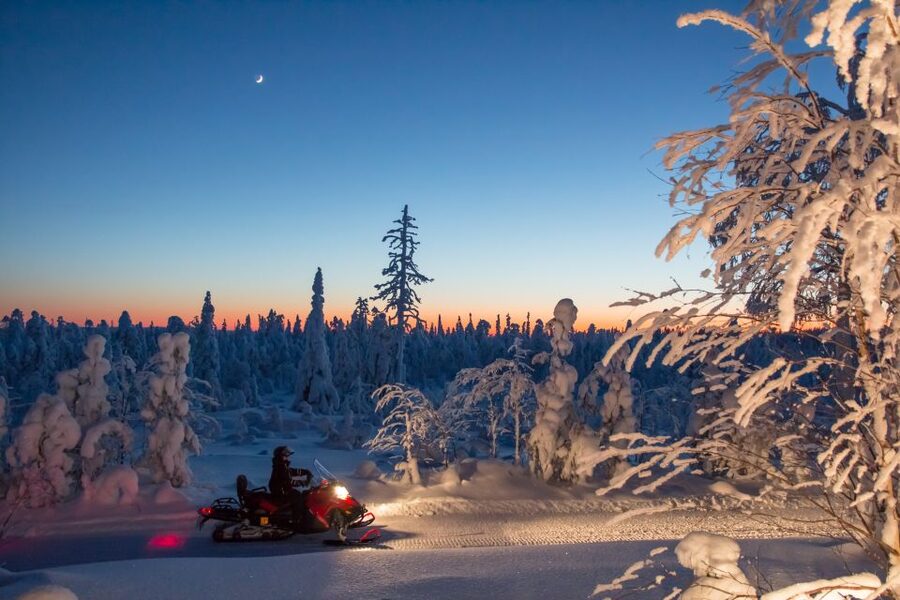 Rovaniemi: Snowmobile Safari & Campfire Evening Escape - Leaving Rovaniemi for the forest